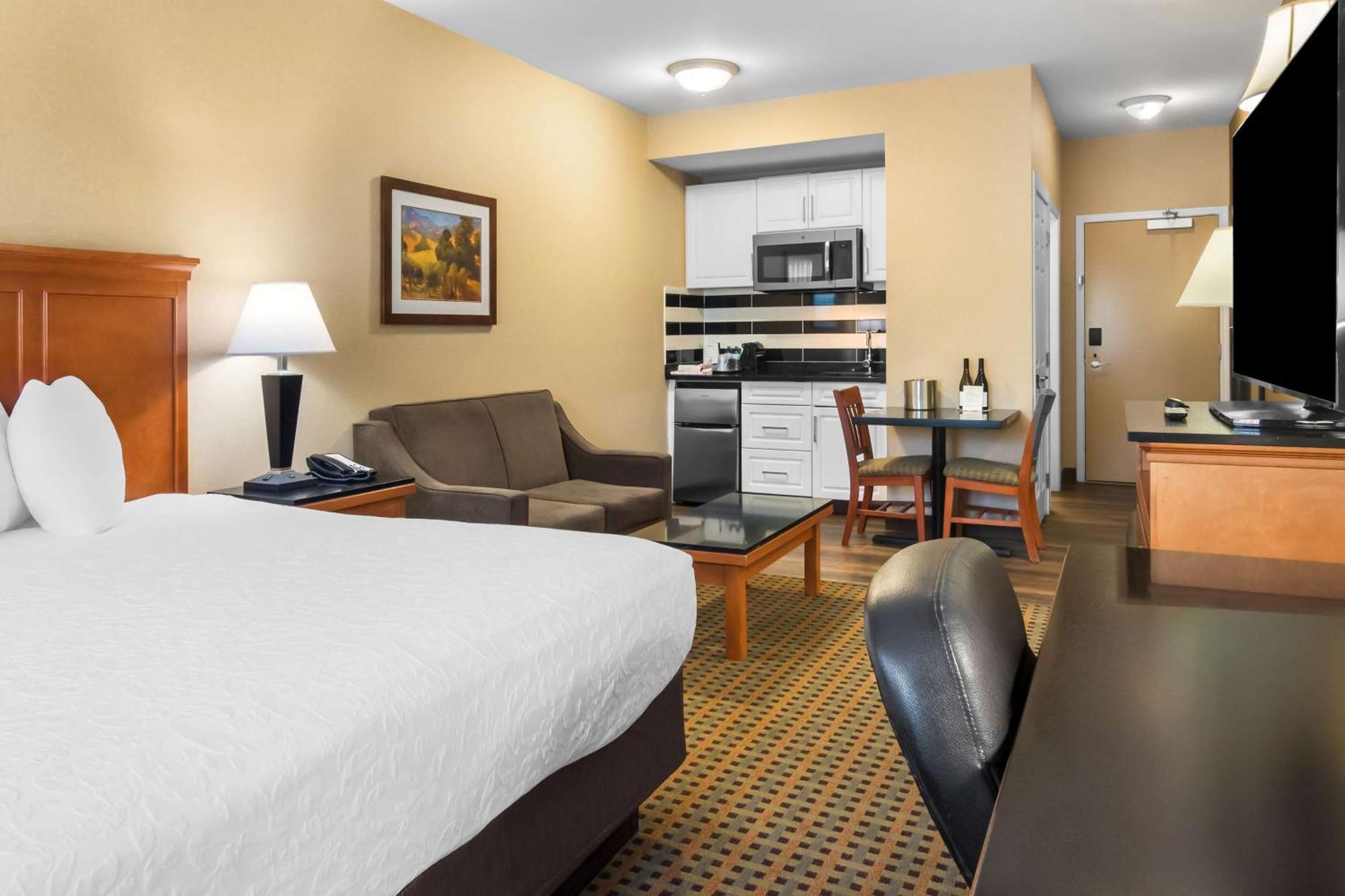 Best Western Plus Osoyoos Hotel & Suites Εξωτερικό φωτογραφία