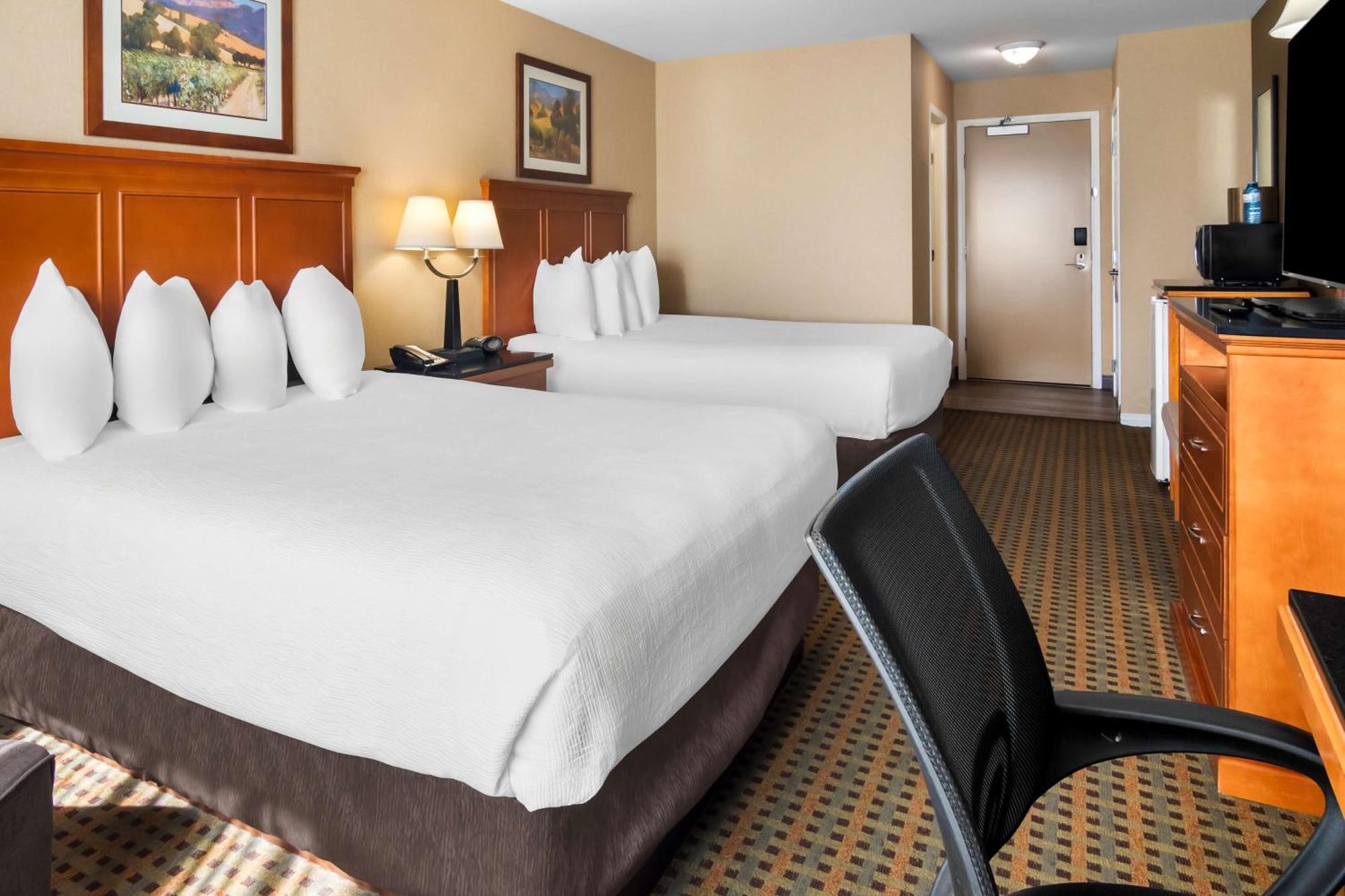 Best Western Plus Osoyoos Hotel & Suites Εξωτερικό φωτογραφία
