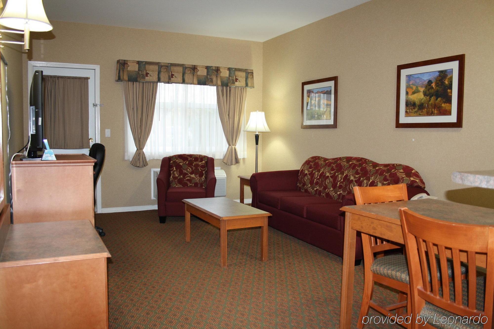 Best Western Plus Osoyoos Hotel & Suites Δωμάτιο φωτογραφία